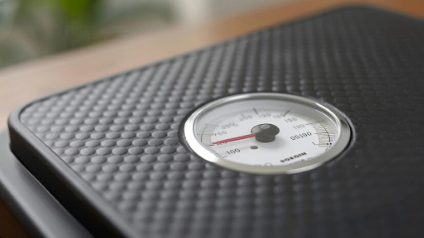 Personal Weighing Scales with Integrated Health Metrics